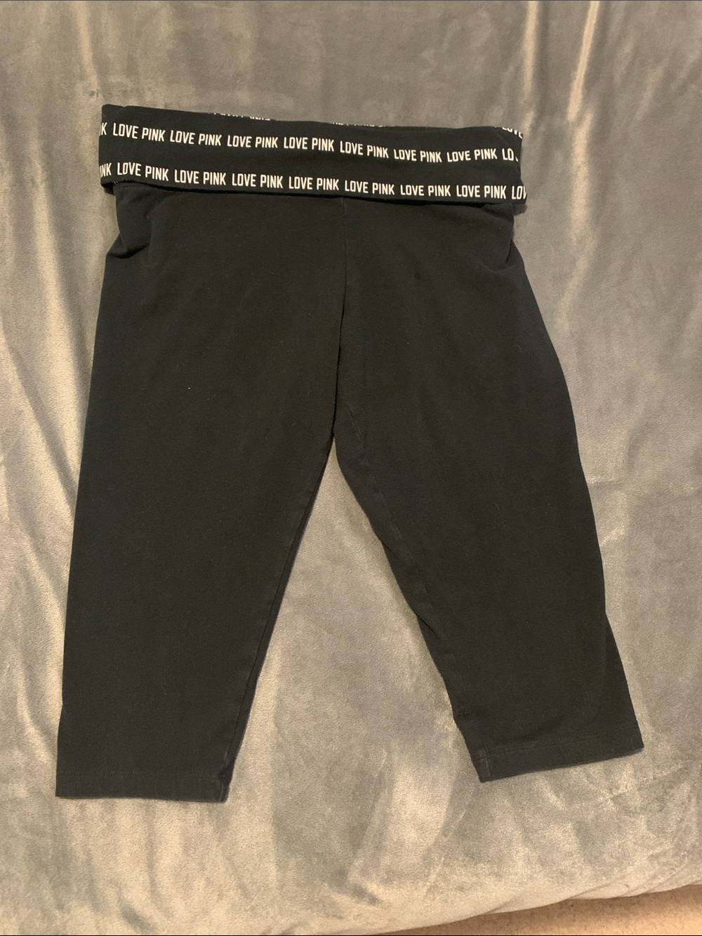 VS Pink Yoga Short Capri